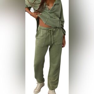 AMERICAN EAGLE BAGGY JOGGER PANTS Olive Green Women's SIZE SMALL